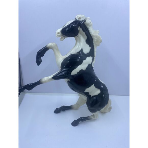 VINTAGE HARTLAND FIGHTING MUSTANG STALLION BLACK WHITE REARING HORSE - Picture 2 of 12
